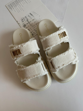 https://cdn.shopify.com/s/files/1/0918/3336/8958/files/1_273b9eb5-c946-4715-bae3-18a896388775.png?v=1744152841