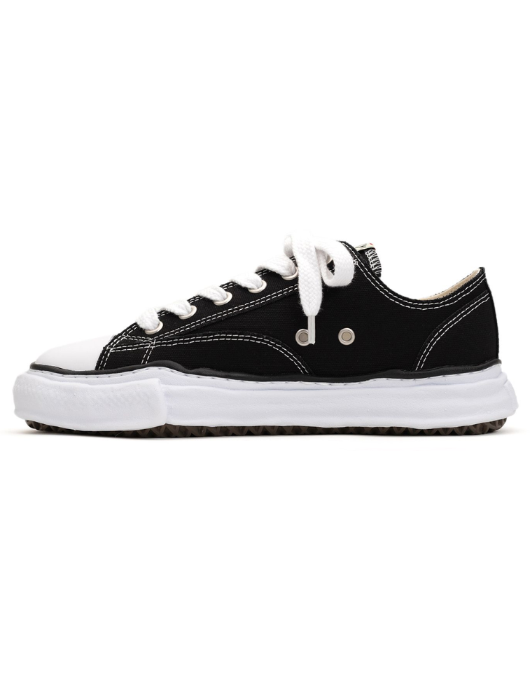Low-Top Sneaker OG Sole